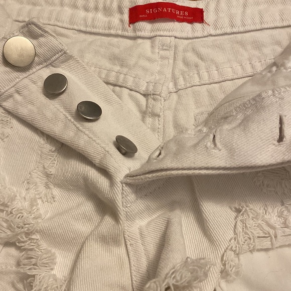 Signature jean shorts - Picture 3 of 5